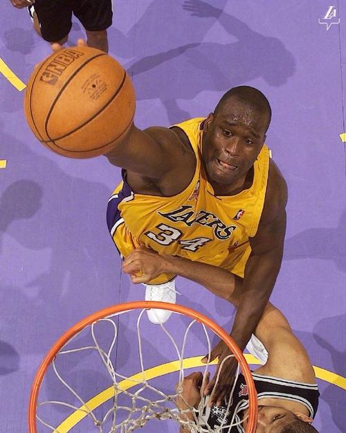 记者：张琳芃大概率还要再坚守一年，发挥老队员传帮带（记者：张琳芃大概率再战一年，继续扛起老将传帮带）