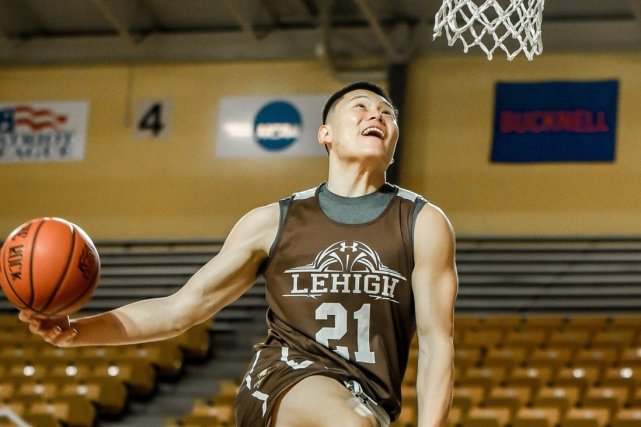 历史首位，前武汉女足外援特姆瓦连续两年获得美女职最佳球员（前武汉女足外援特姆瓦创历史，连续两年当选美职女足最佳球员）