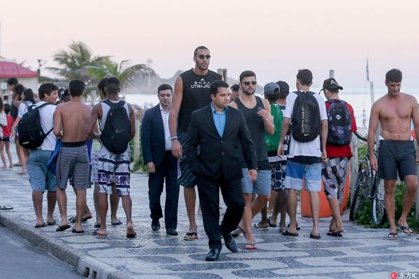 埃迪-库埃：如果我醒来时发现身在伯纳乌，我会以为到了外星（埃迪-库埃：若醒来发现身处伯纳乌，我会以为来到了外星世界）