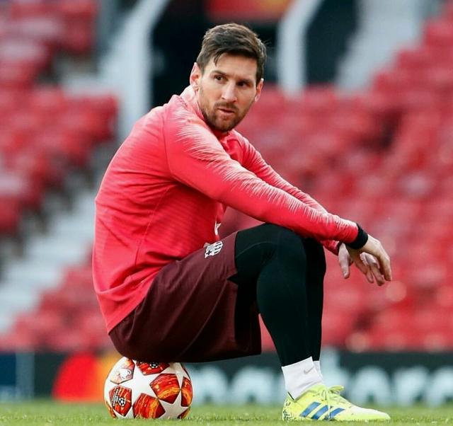 开启留洋之路，徐彬社媒IP地址已显示在英国（徐彬社媒IP定位英国，海外之旅或已启程）