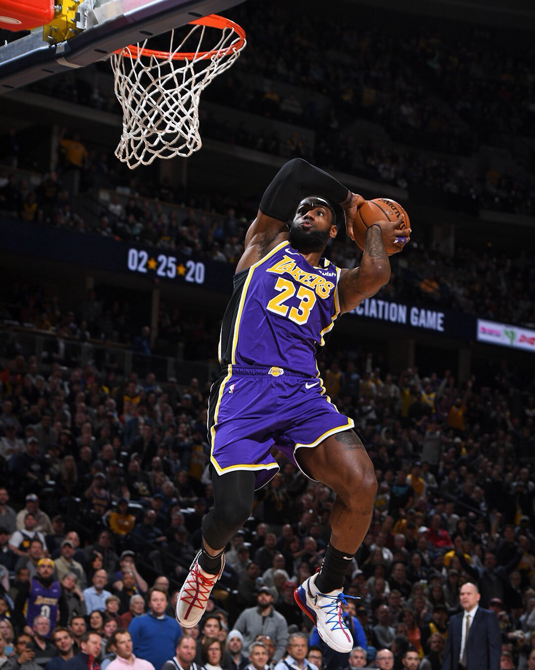 阿莫林曝曼联逆转内幕！爱将芒特有突破，除了进球还有一举获赞誉（阿莫林披露曼联逆转细节：爱将芒特迎来突破，不仅进球还收获赞誉）