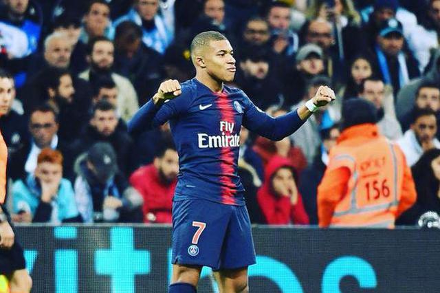 欧冠积分榜：阿森纳继续全胜领跑，拜仁3分之差位列第二（欧冠积分榜更新：阿森纳保持全胜领跑，拜仁以3分之差居第二）