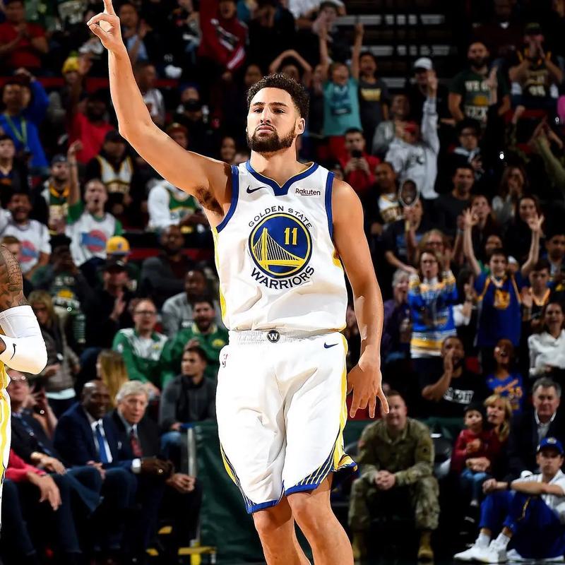 NBA战报：哈登27分9助，快船115-92大胜老鹰（哈登27分9助领衔，快船115-92轻取老鹰）