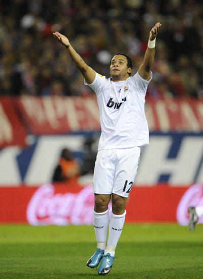 马内回顾与萨拉赫冲突：他解释说没看到我，后来我们更亲密了（马内谈与萨拉赫冲突往事：他解释当时没注意到我，之后我们关系更近了）