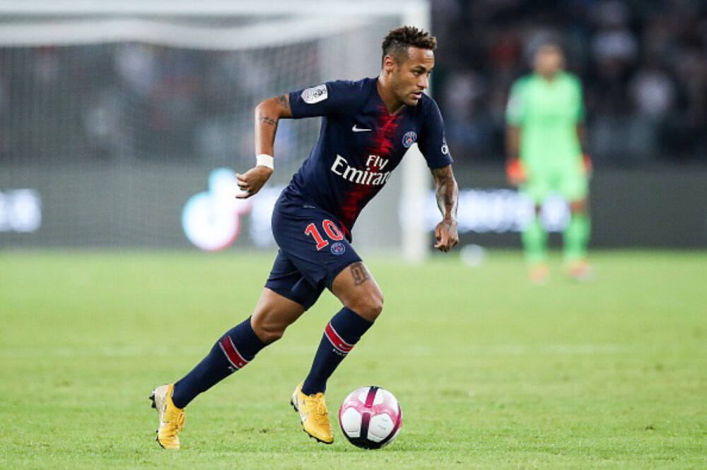 反对新赛季预算草案的是皇马和巴列卡诺，系俱乐部主动公开（皇马与巴列卡诺反对新赛季预算草案，情况由两家俱乐部主动披露）